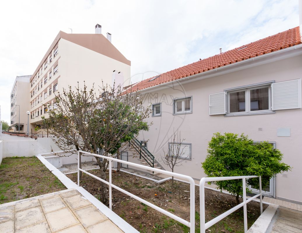 Moradia T3 à venda em Agualva