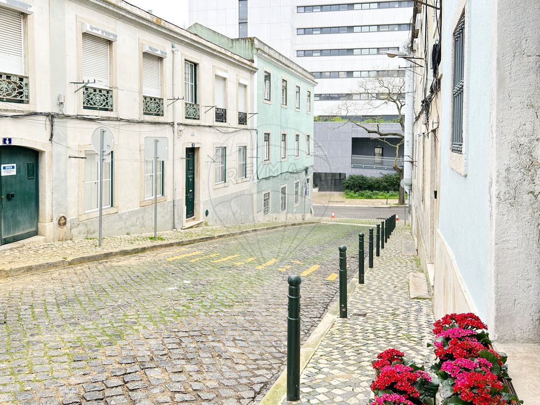 Prédio  à venda em Lisboa