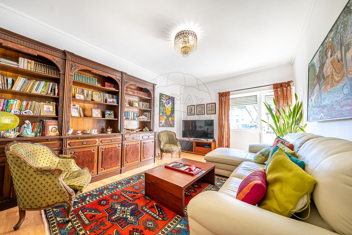 Apartamento T2 à venda em Oeiras