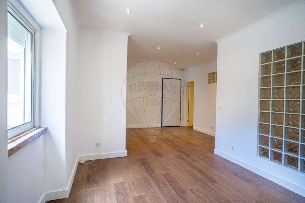 Apartamento T2 à venda em Oeiras