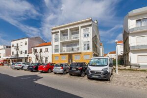 Apartamento T3 à venda em Nazaré