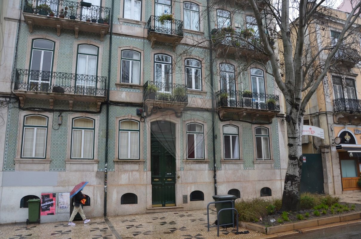 Apartamento T5 à venda em Lisboa