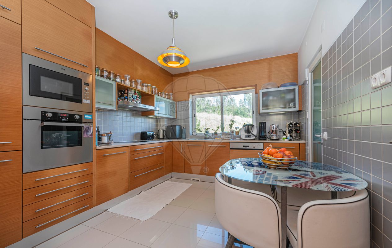 Apartamento T2 à venda em Belas Club de Campo