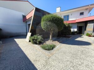 Moradia T3 à venda em Santa Maria da Feira