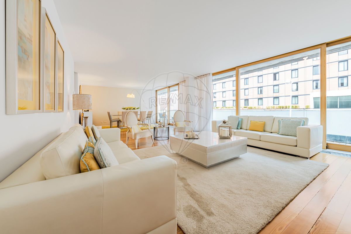 Apartamento T4 de luxo à venda em Lisboa