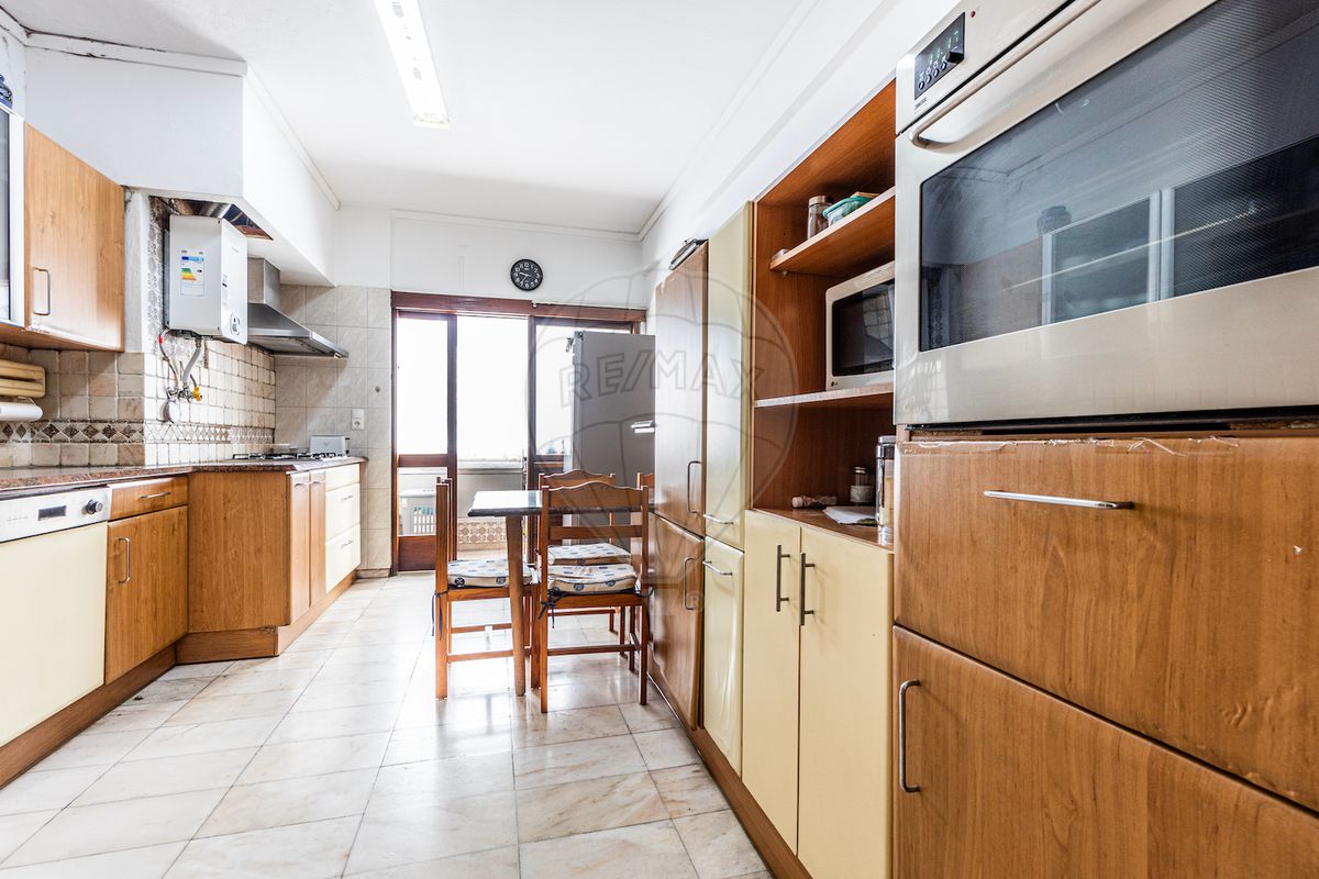 Apartamento T5 à venda em Lisboa