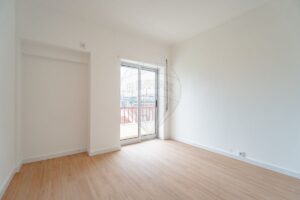 Apartamento T3 à venda em Coimbra(Sé Nova,Sta Cruz,Almedina e S.Bartolomeu)