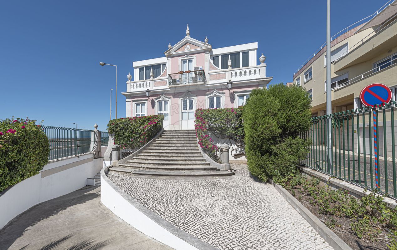 Apartamento T2 à venda em Oeiras