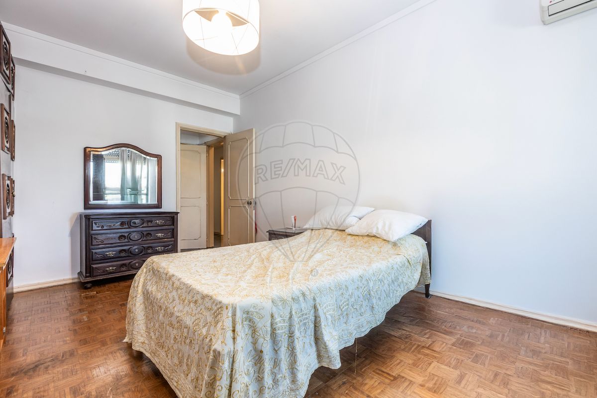 Apartamento T5 à venda em Lisboa