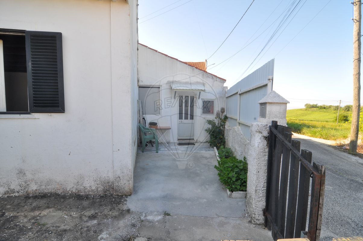 Moradia T2 à venda em Torres Vedras