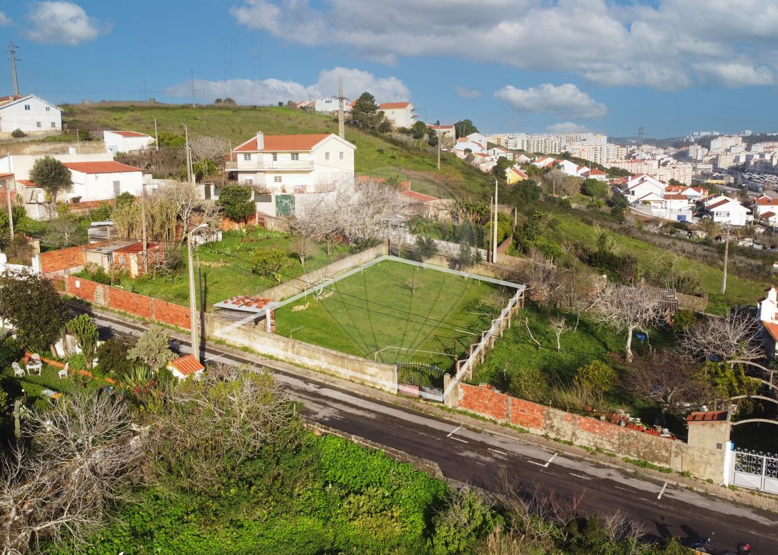 Terreno  à venda em Sintra