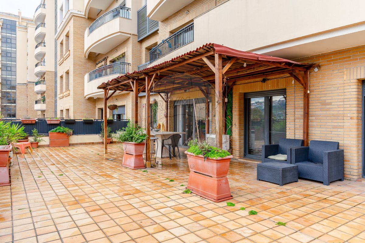 Apartamento T4 de luxo à venda em Loures