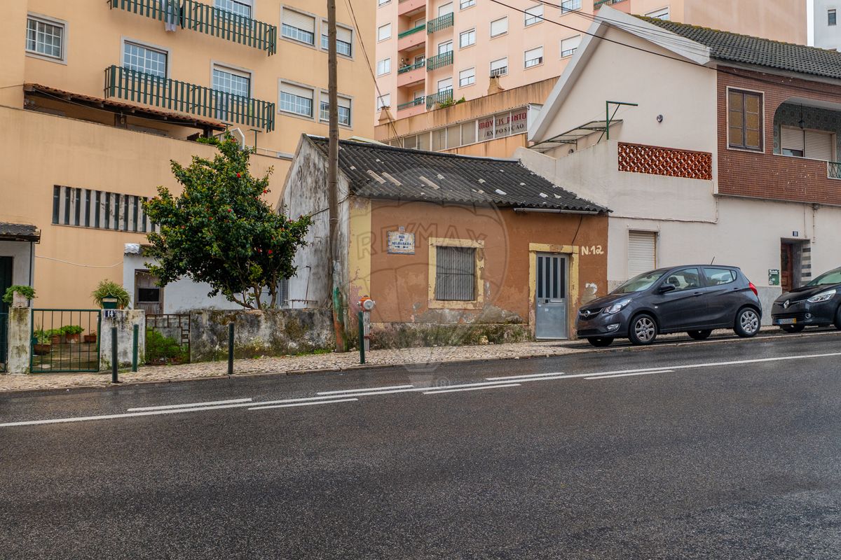 Moradia T2 à venda em Sintra