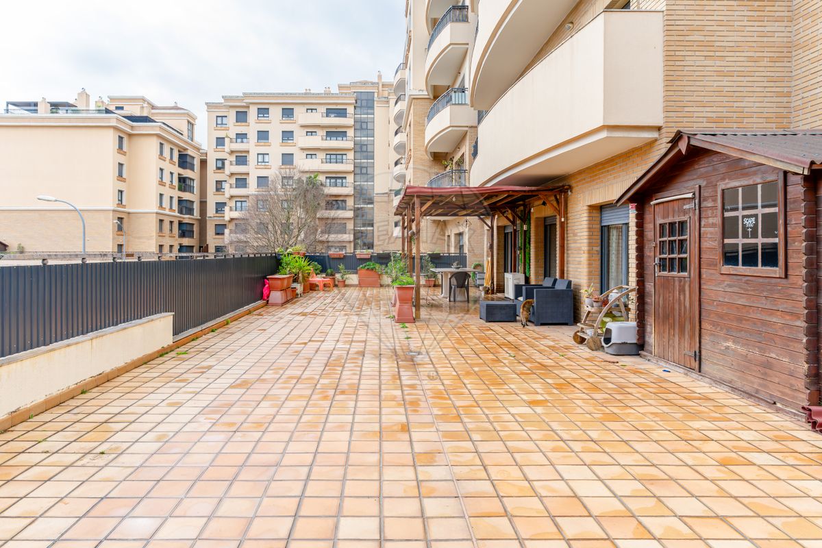 Apartamento T4 de luxo à venda em Loures