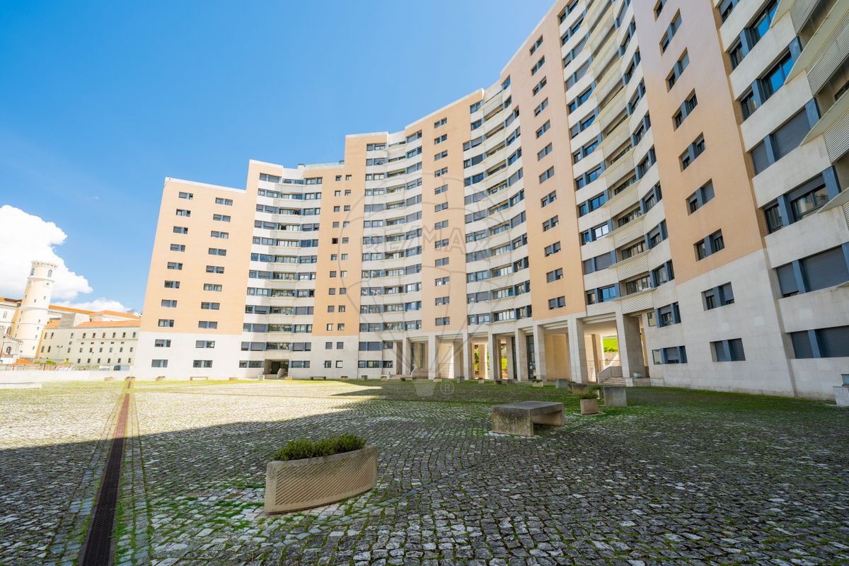 Apartamento T3 à venda em Lisboa
