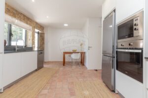 Moradia T4 à venda em Anadia