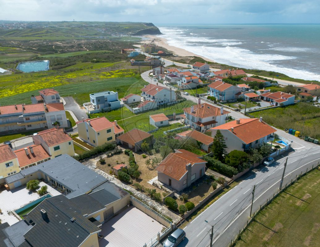 Moradia T2 à venda em Torres Vedras