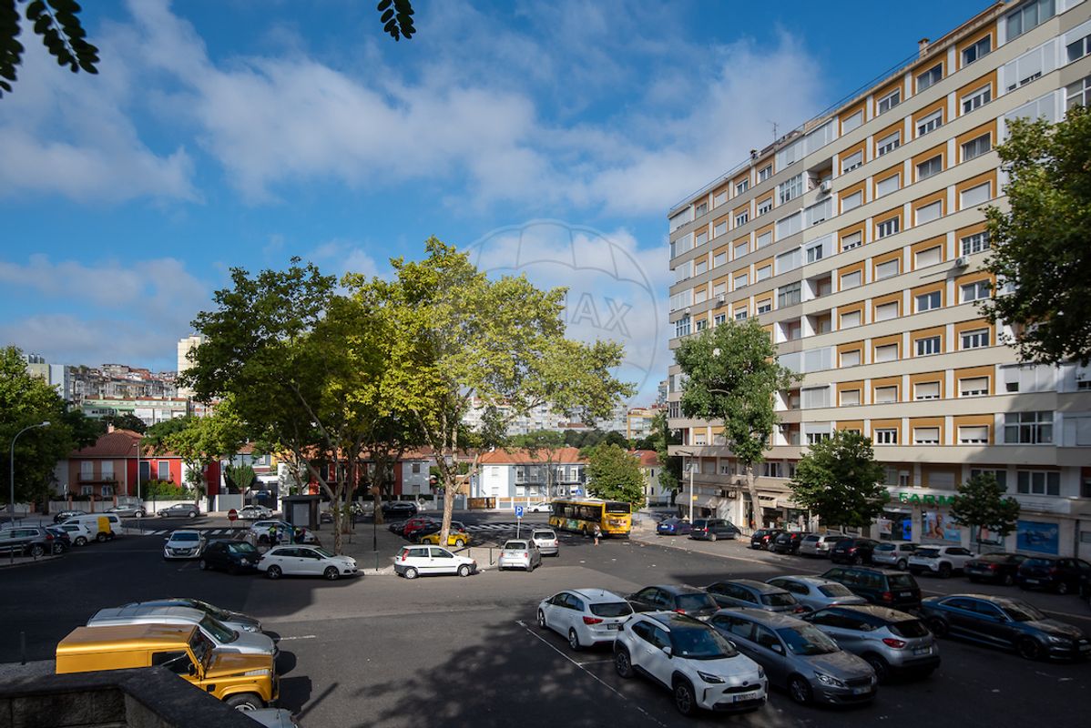 Apartamento T3 à venda em Bairro Santa Cruz