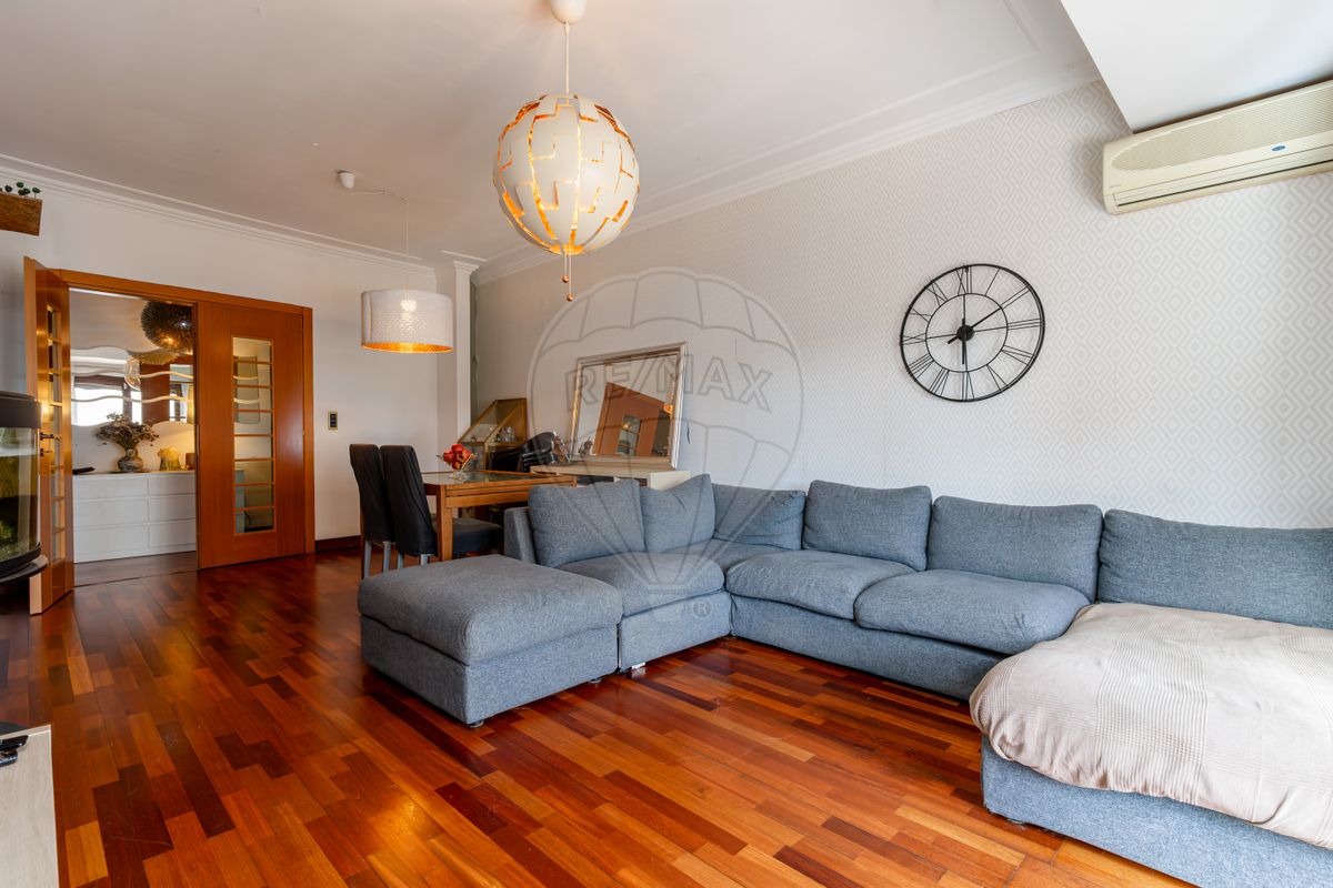 Apartamento T4 de luxo à venda em Loures