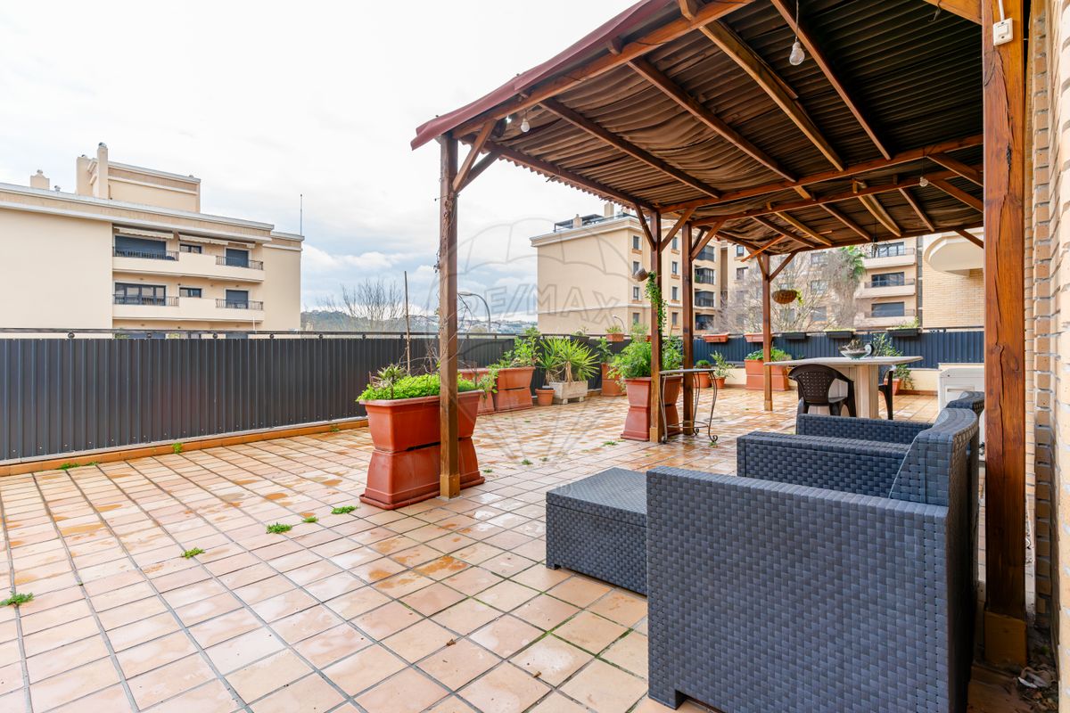 Apartamento T4 de luxo à venda em Loures