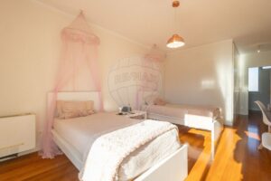 Moradia T5 à venda em Guimarães