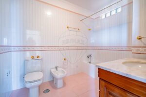 Moradia T6 à venda em Coimbra