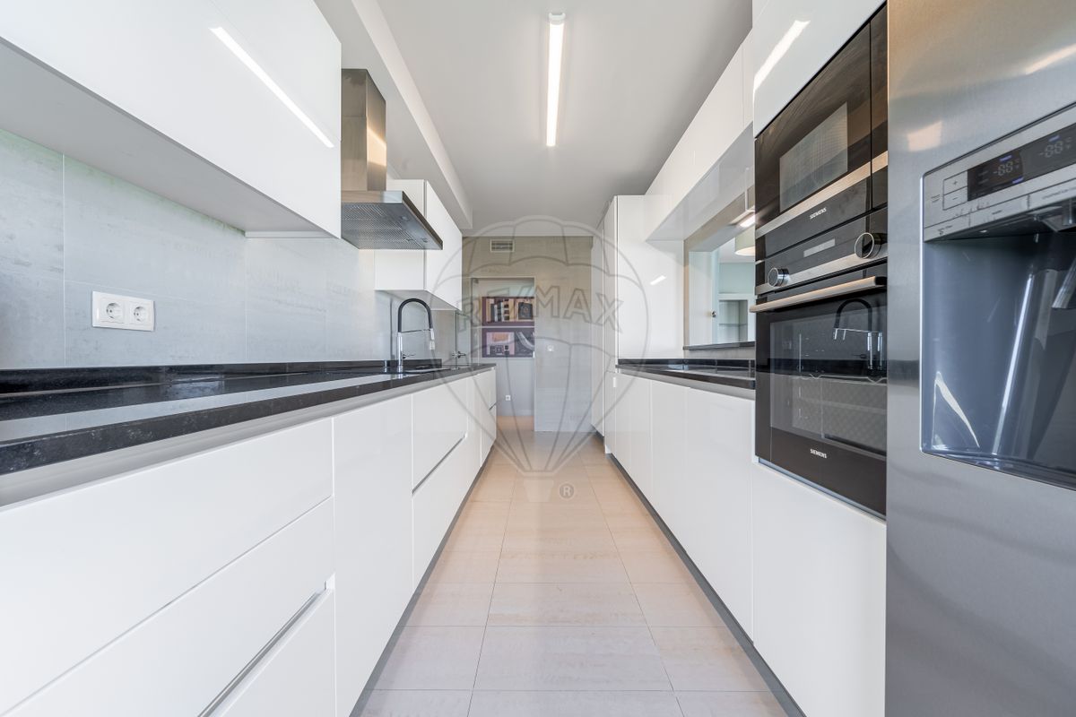 Apartamento T2 de luxo à venda em Sintra