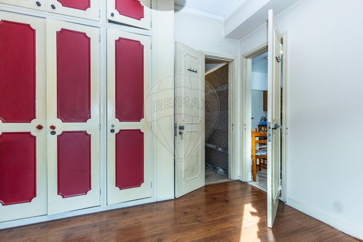 Apartamento T5 à venda em Lisboa