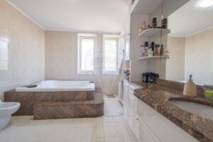 Moradia T5 à venda em Guimarães