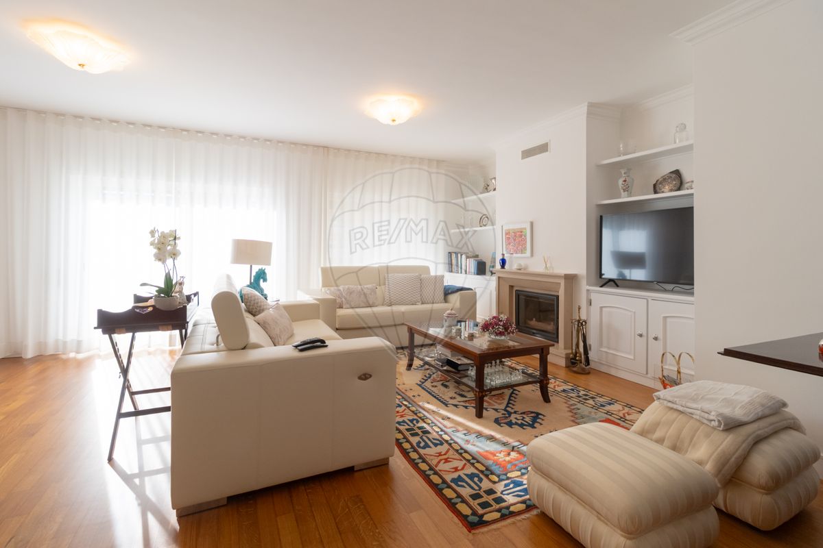 Apartamento T3 de luxo à venda em Cascais
