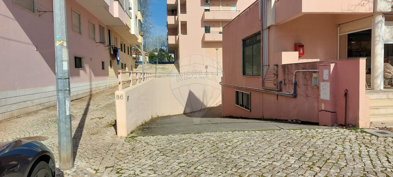 Garagem  à venda em Sassoeiros