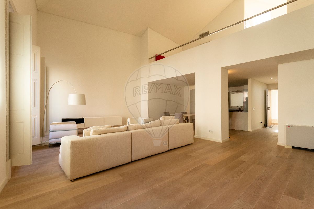 Apartamento T1 à venda em Bairro Alto