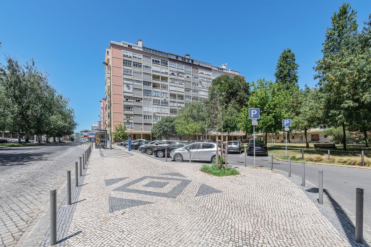 Garagem  à venda em Lisboa
