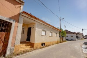 Moradia T3 à venda em Anadia