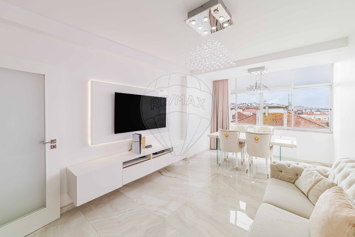 Apartamento T3 à venda em Sintra