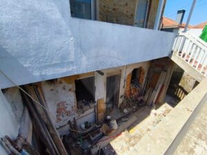 Moradia T4 à venda em Oliveira de Azeméis