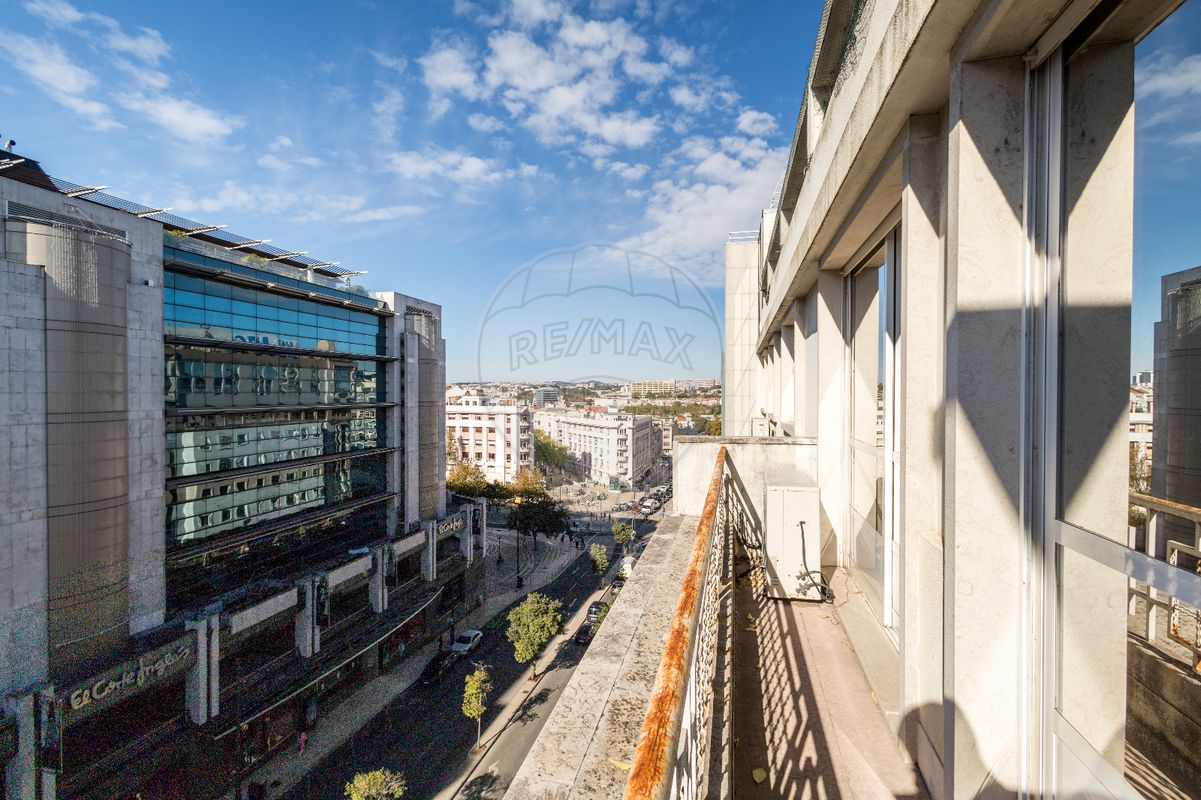 Apartamento T5 à venda em Lisboa
