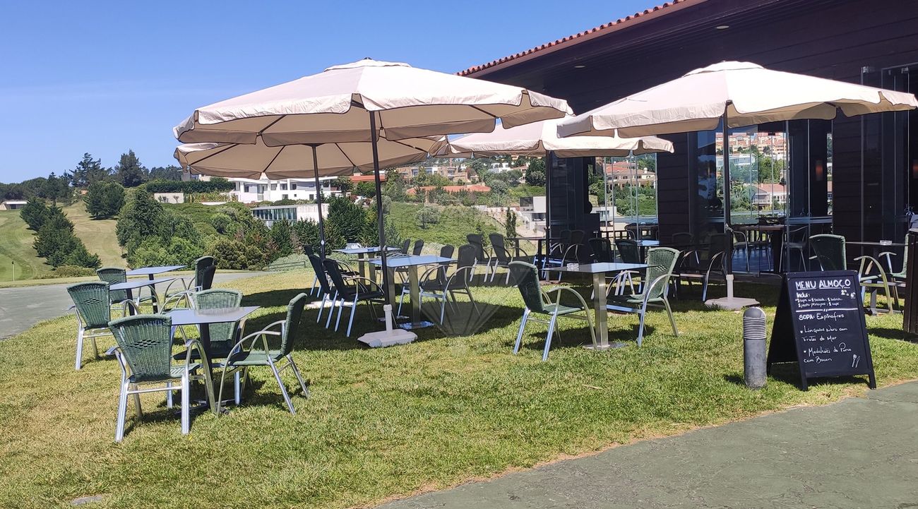 Apartamento T2 à venda em Belas Club de Campo