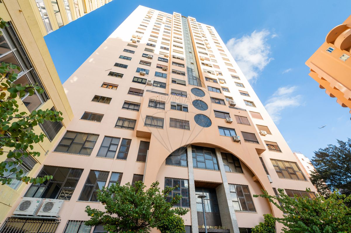 Apartamento T3 à venda em Lisboa