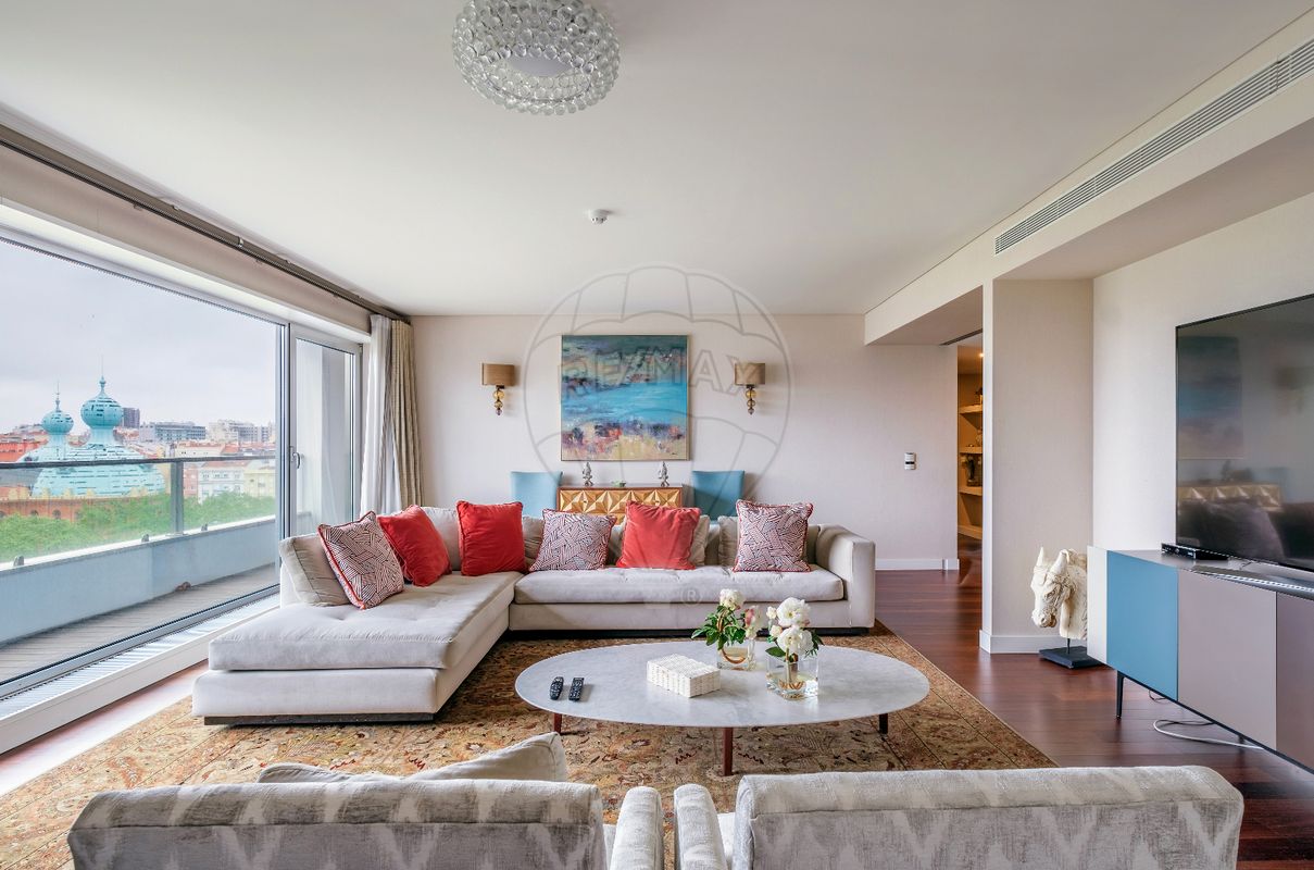 Apartamento T6 de luxo à venda em Lisboa