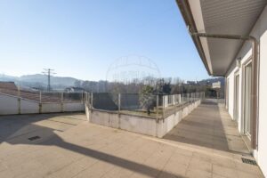 Moradia T5 à venda em Guimarães