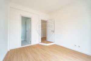 Apartamento T3 à venda em Coimbra(Sé Nova,Sta Cruz,Almedina e S.Bartolomeu)