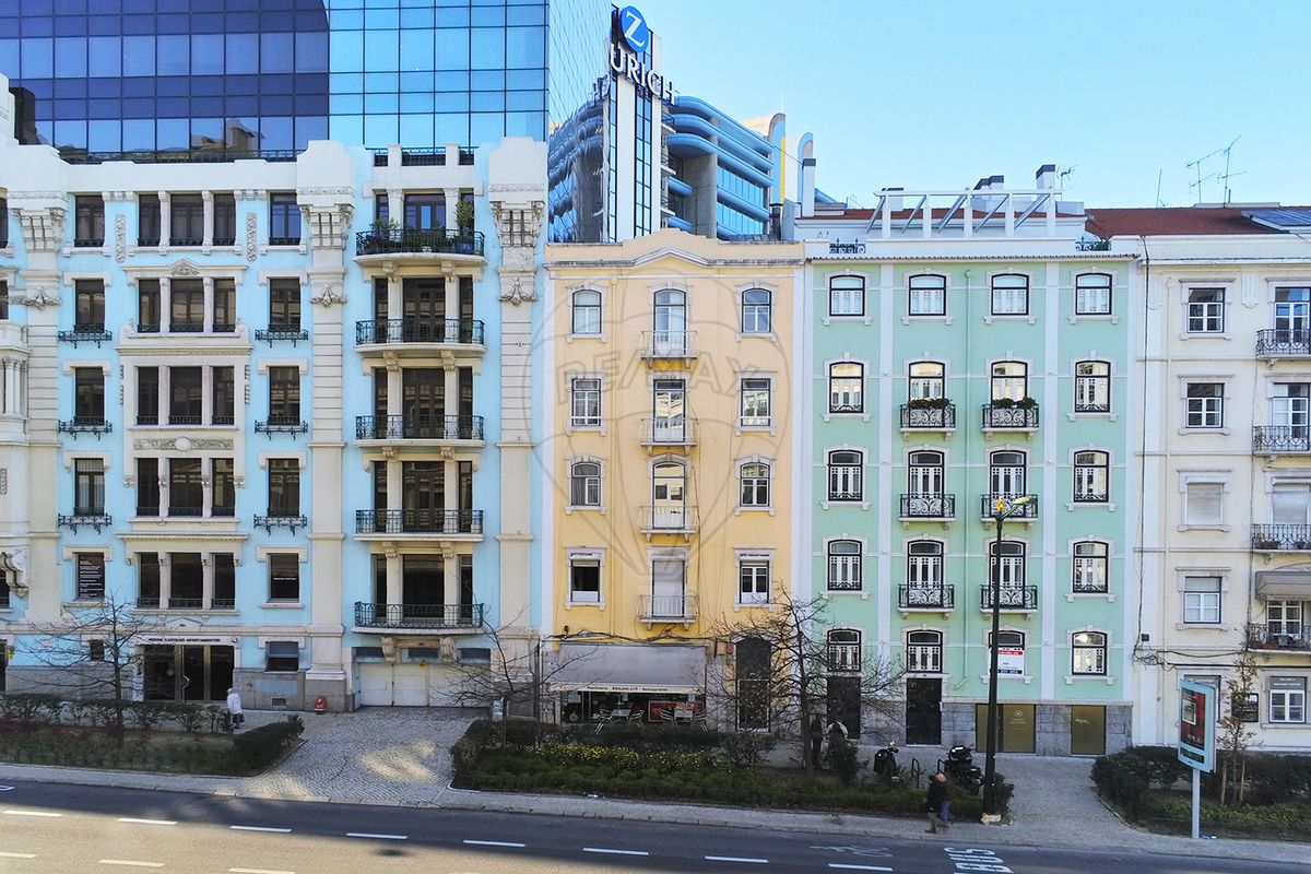 Prédio  à venda em Lisboa