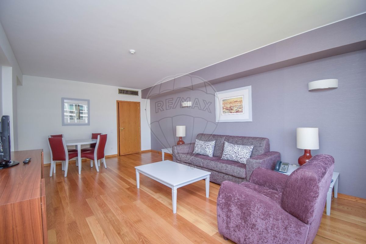 Apartamento T1 à venda em Rua Castilho