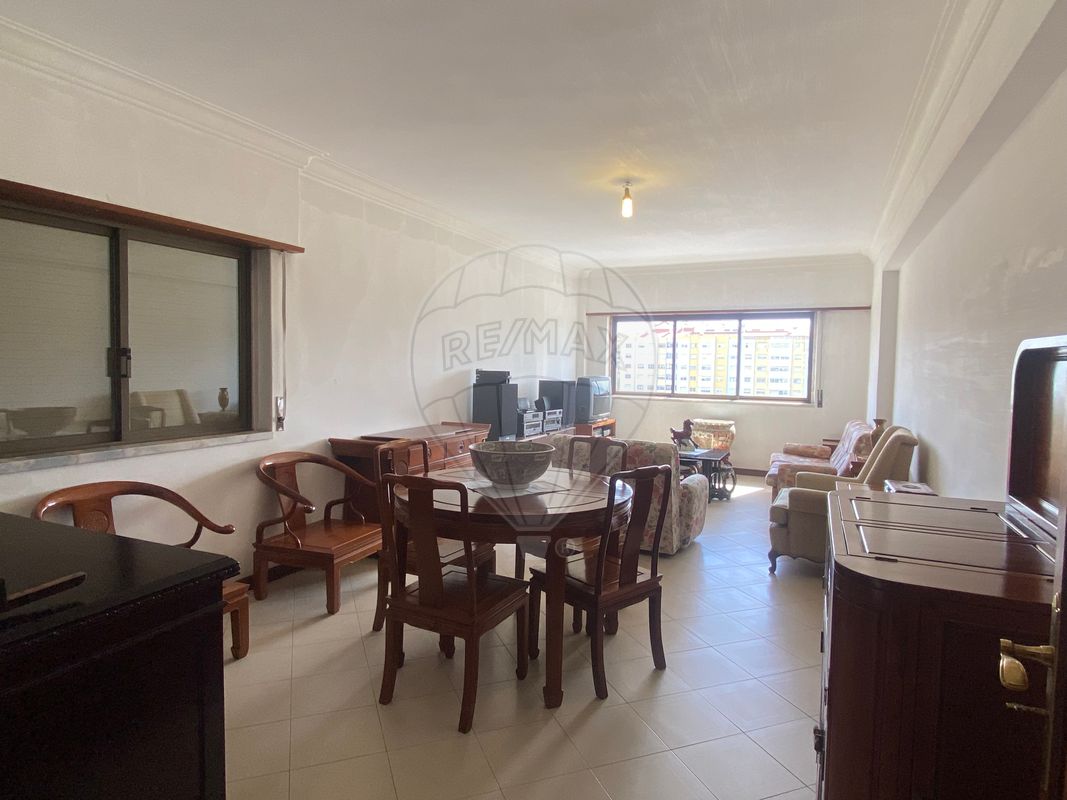 Apartamento T4 à venda em Sintra