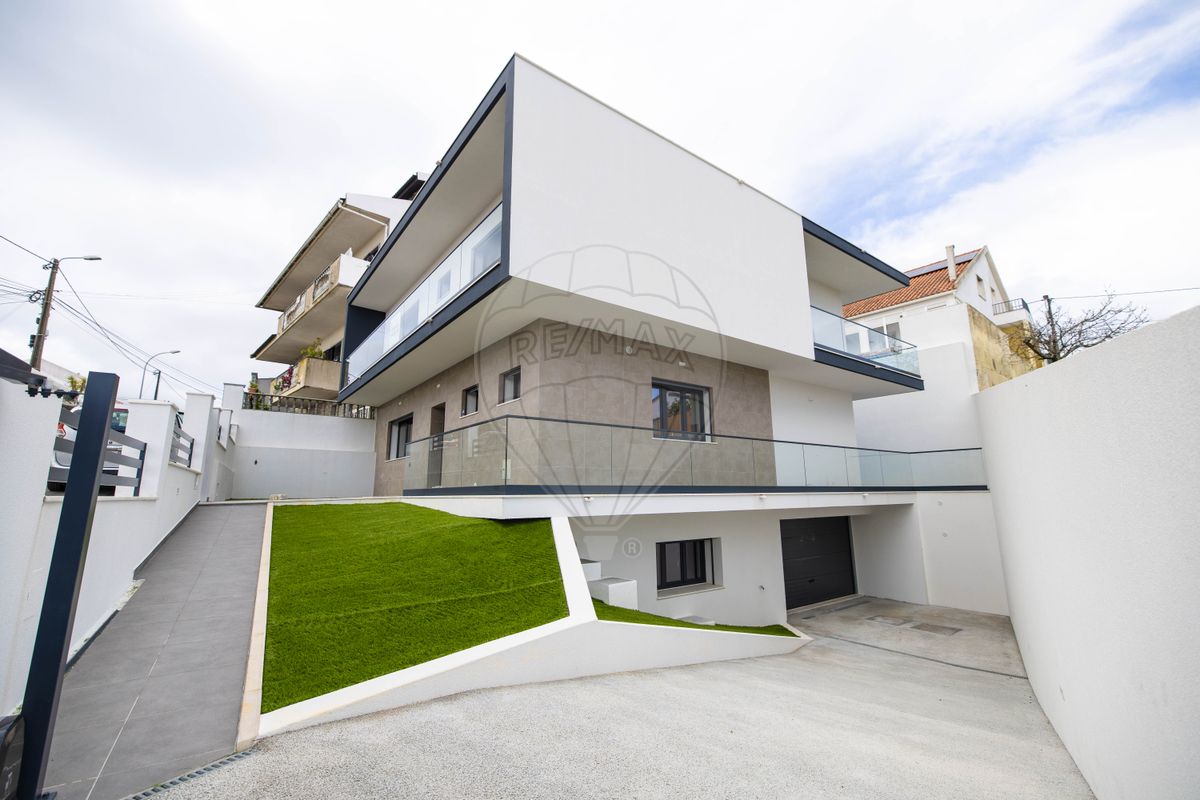 Moradia T5 à venda em Sintra