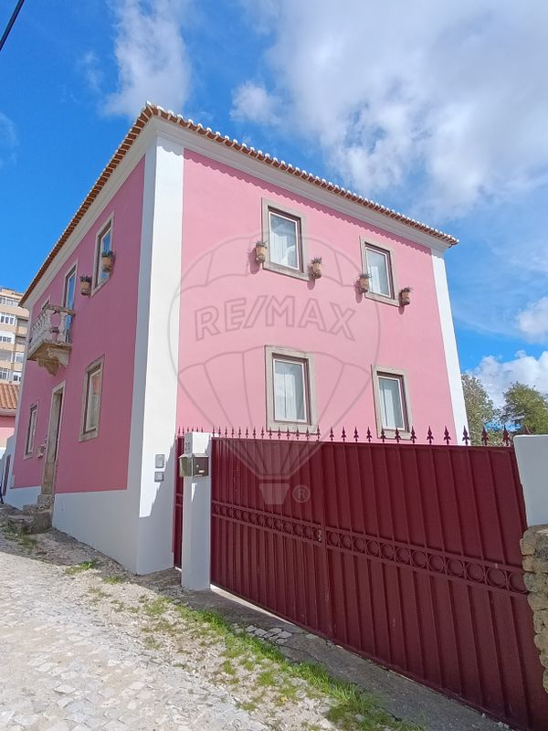 Moradia T9 à venda em Sintra