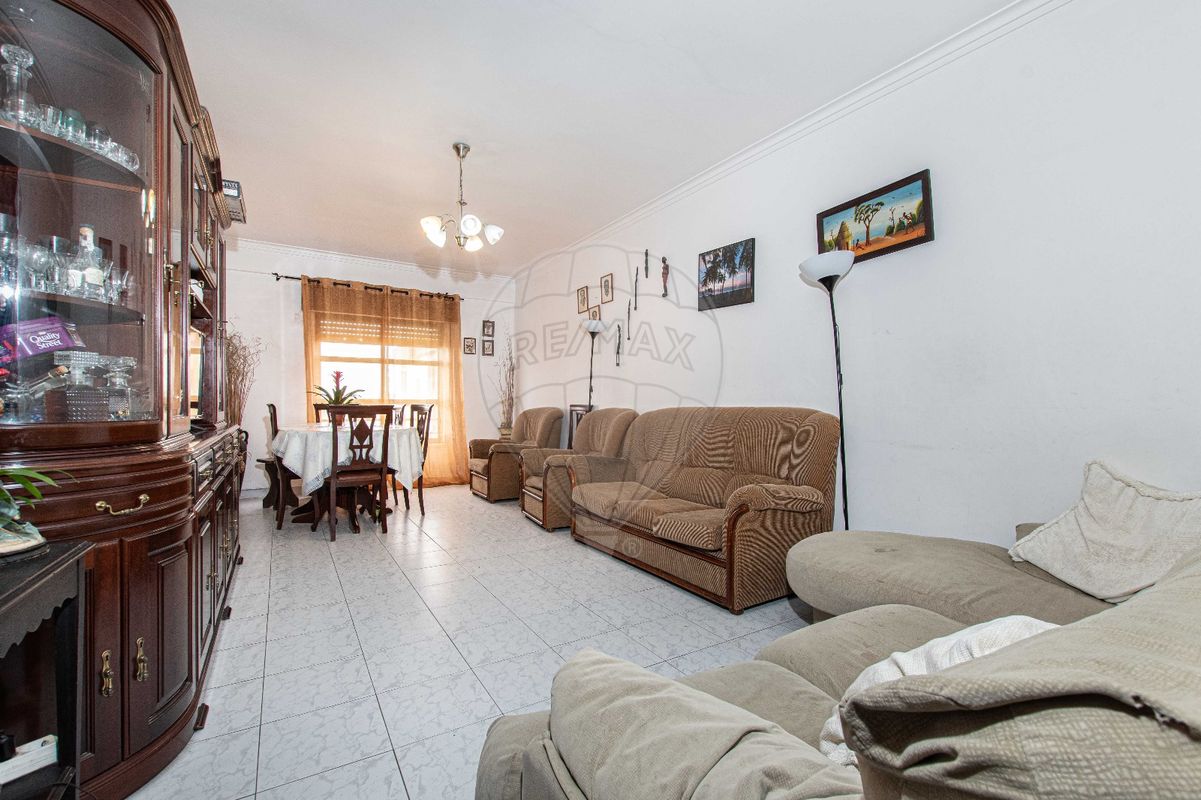 Apartamento T3 à venda em Sintra