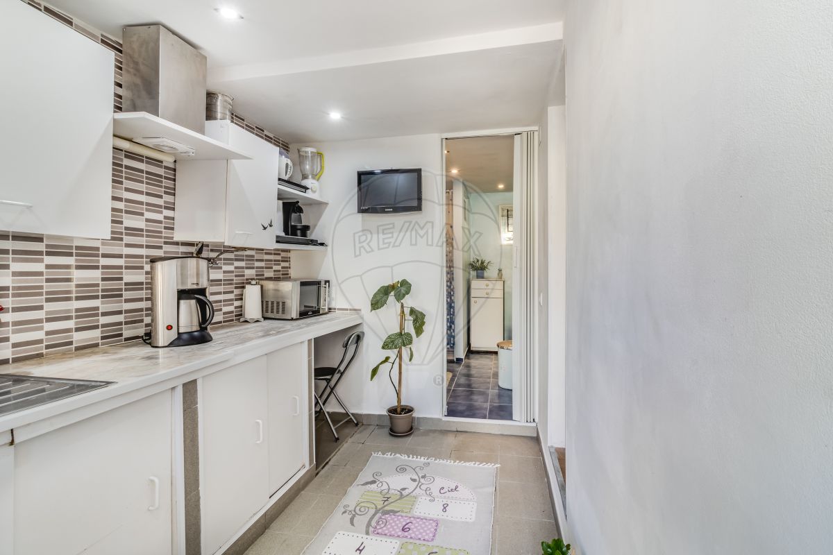 Moradia T2 à venda em Odivelas