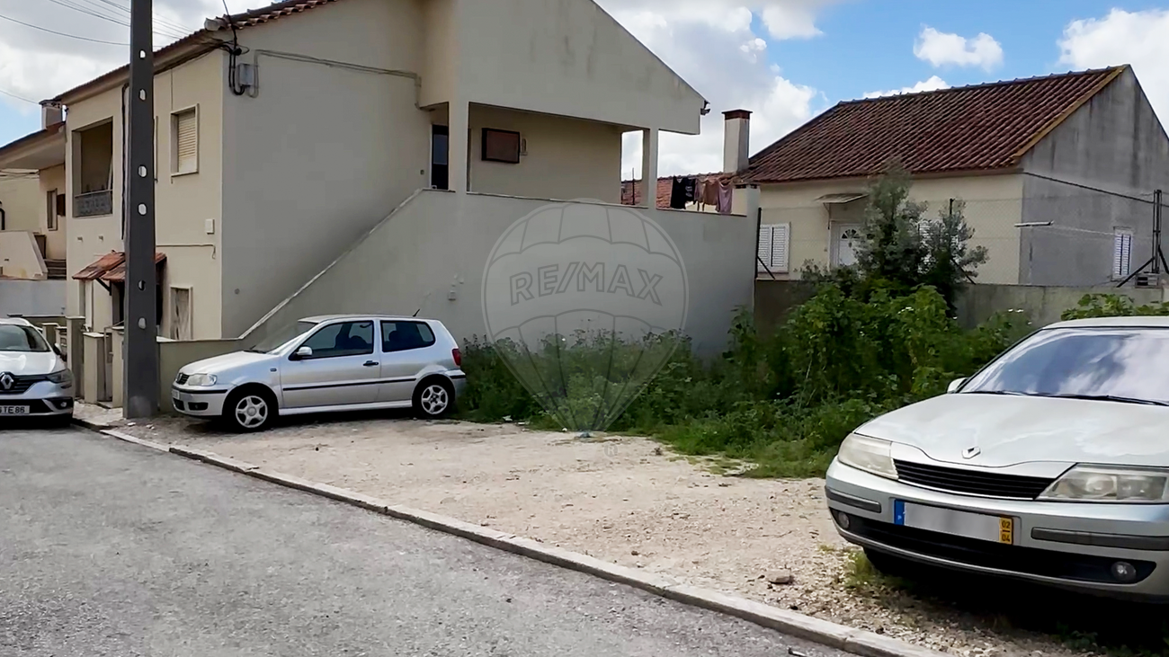 Terreno  à venda em Loures